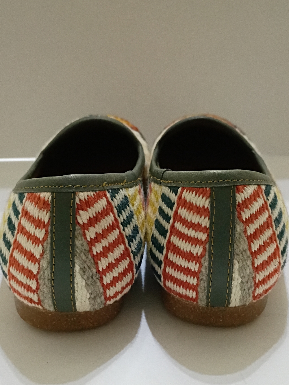 Born Giselle Leather Woven Flats Size 10 - Picture 3 of 7